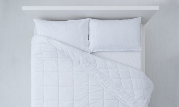 Czym jest łóżko kontynentalne i jak dobrać do niego materac?