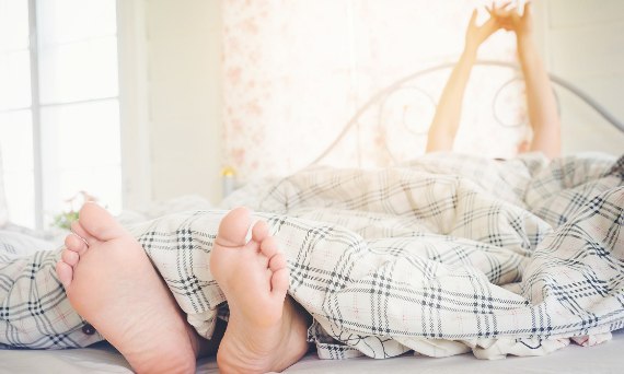 Jak działa pianka termo elastyczna w materacach? – Godre.pl – Szeroki wybór materacy HR na wymiar